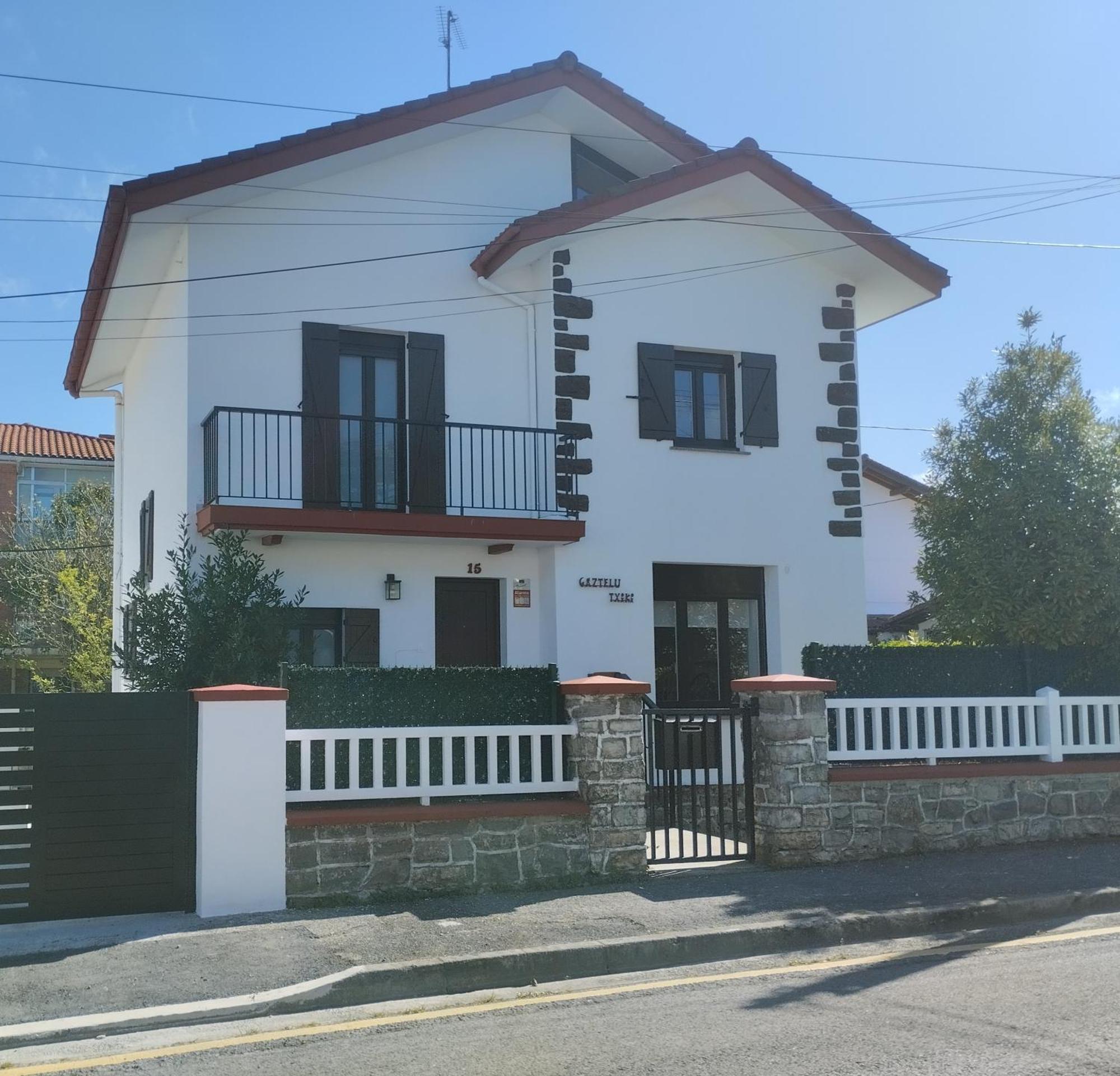 Casa Gaztelu Txiki Villa Ирун Екстериор снимка